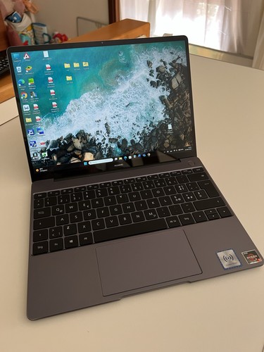 Huawei matebook ryzen 5 - 13, 13"
